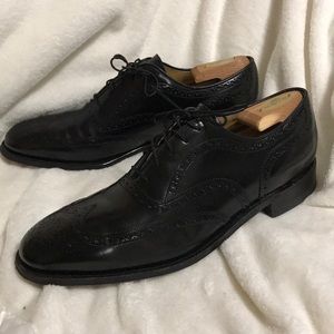 Johnston and Murphy Greenwich Wingtip Dress Shoes